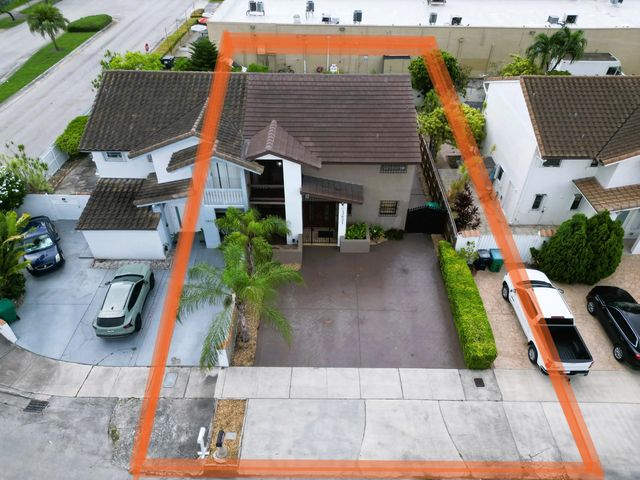 4 of 58 - 12621 Sw 9th Street, Miami, FL