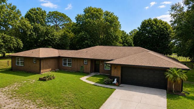 140 Park Land Drive, Lake Placid
