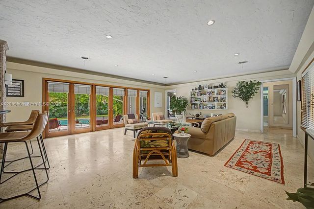 4 of 34 - 7331 Sw 117th Terrace, Pinecrest, FL