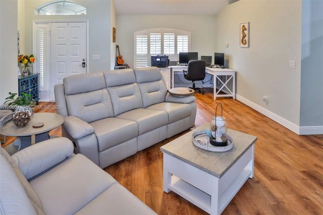 3 of 28 - 3447 Silverstone Court, Plant City, FL