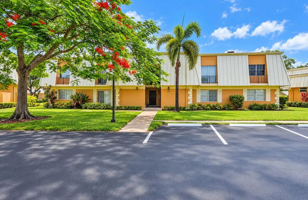 3630 Citrus Trace #4, Davie