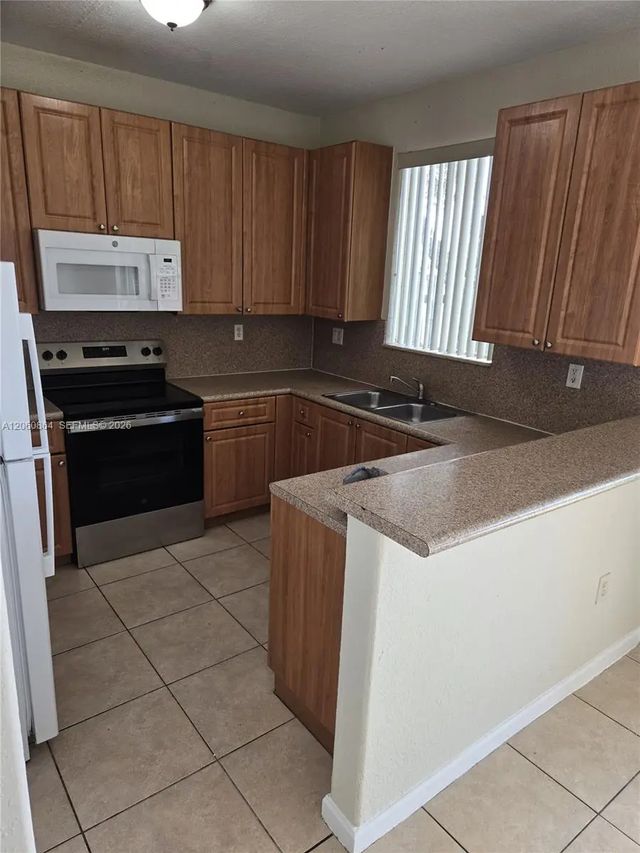 5 of 27 - 1442 Se 24th Court #358, Homestead, FL