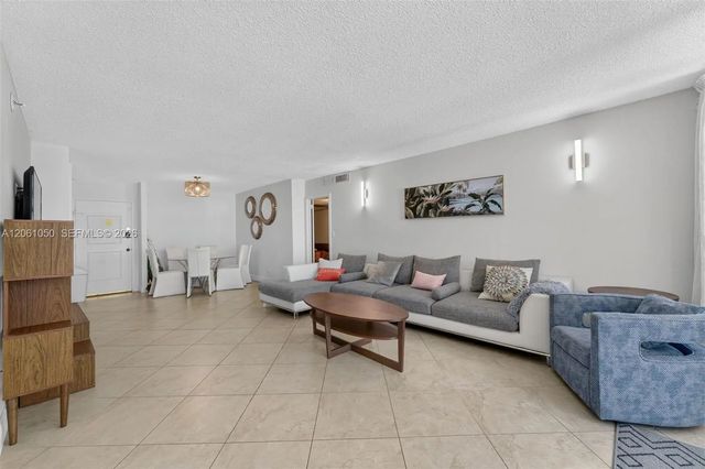 5 of 23 - 2030 S Ocean Drive #723, Hallandale Beach, FL