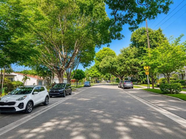 4 of 4 - 1035 Nw 50th Street, Miami, FL