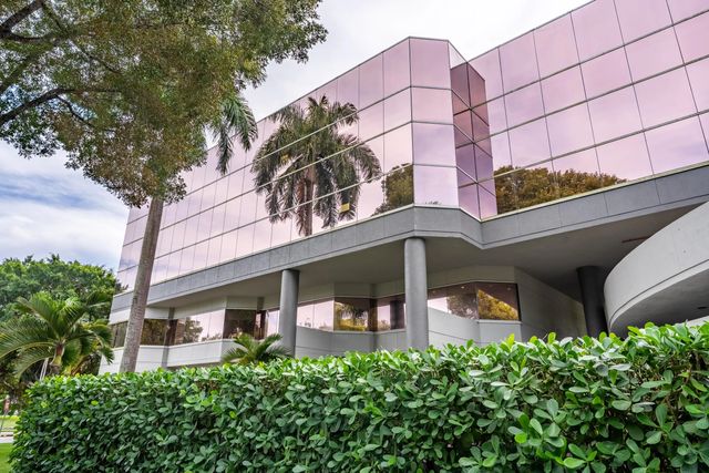 3 of 34 - 2200 Nw Corporate Boulevard Nw #412, Boca Raton, FL
