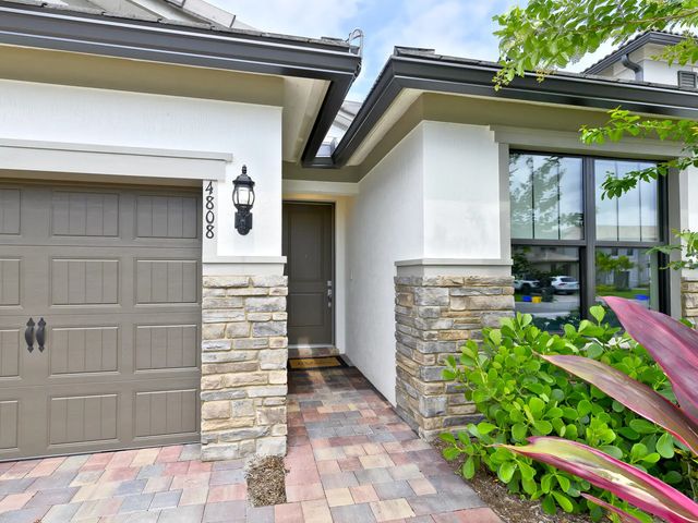 4 of 36 - 4808 Chantilly Road, Lake Worth, FL