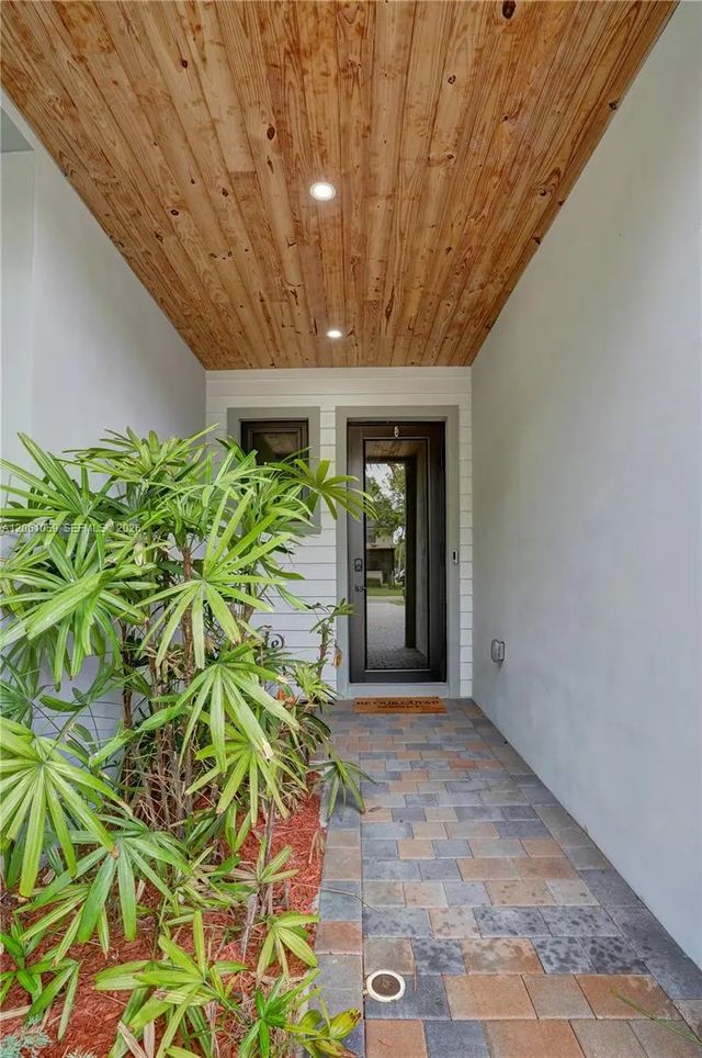 3 of 47 - 10533 Nw 28th Court, Coral Springs, FL