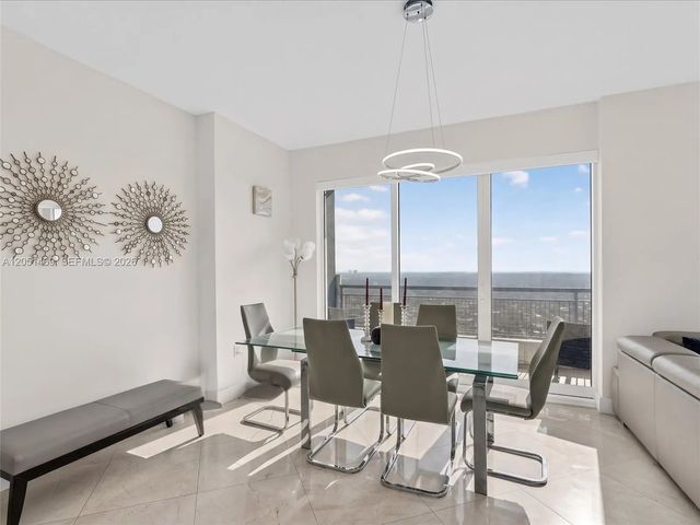 4 of 39 - 60 Sw 13th Street #4205, Miami, FL