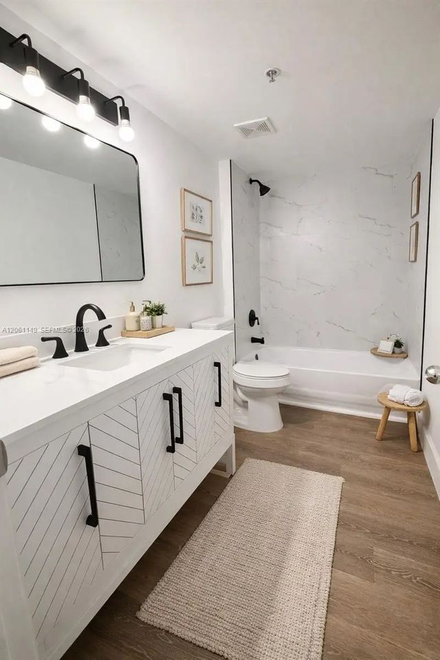 2 of 14 - 460 S Park Road #101, Hollywood, FL