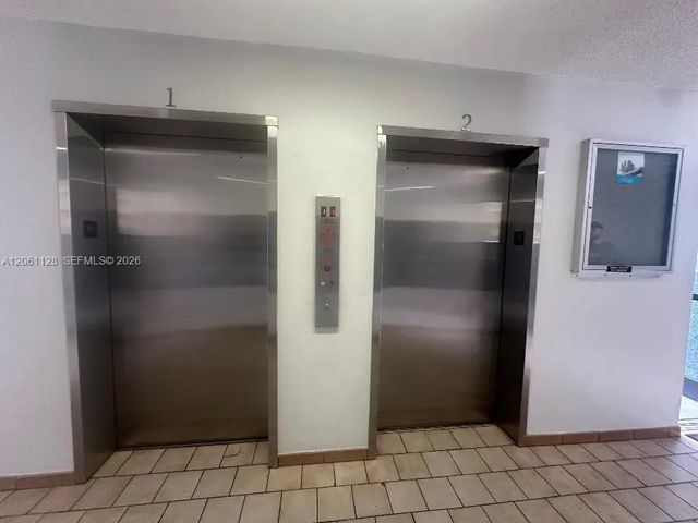 5 of 17 - 1820 W 53rd Street #518, Hialeah, FL