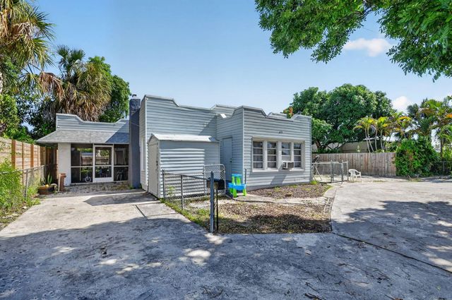 5 of 59 - 633 Franklin Road, West Palm Beach, FL