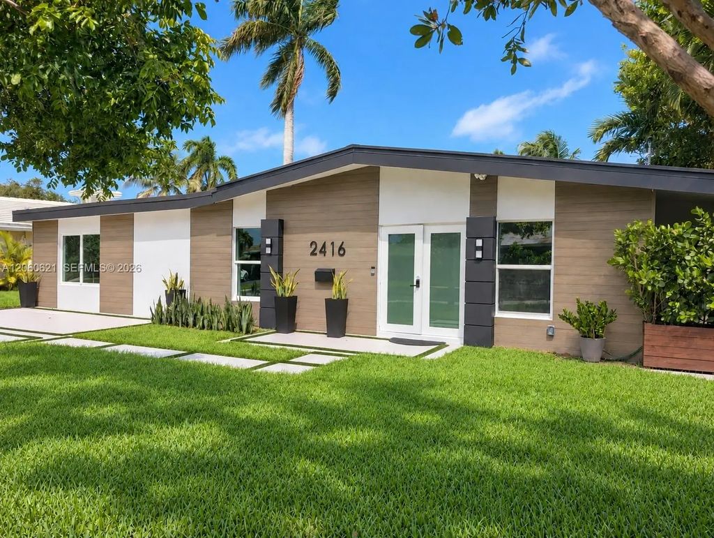 2416 Ne 19th Terrace, Wilton Manors