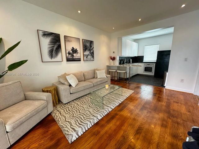 2 of 25 - 736 13th Street #104, Miami Beach, FL