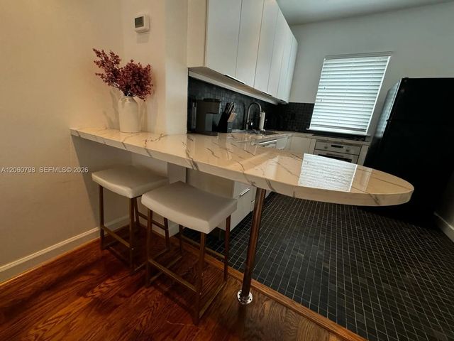 3 of 25 - 736 13th Street #104, Miami Beach, FL
