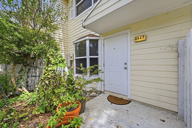 2 of 39 - 2627 Ne 15th Street, Pompano Beach, FL