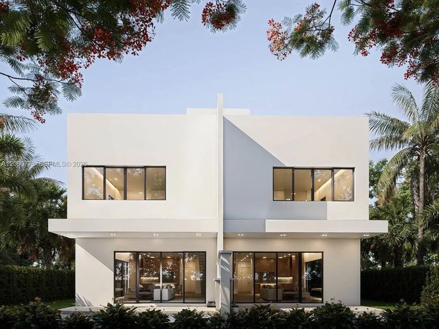 4 of 17 - 3113 Plaza Street, Coconut Grove, FL