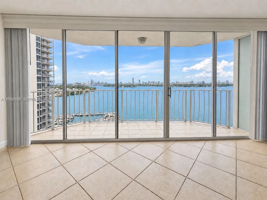7601 E Treasure Drive #1807, North Bay Village