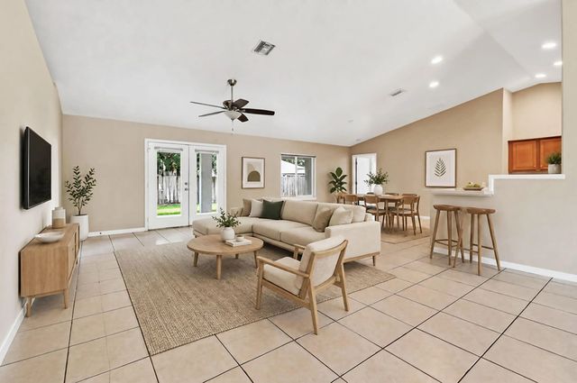 3 of 36 - 1061 Sw Benschop Avenue, Port St. Lucie, FL