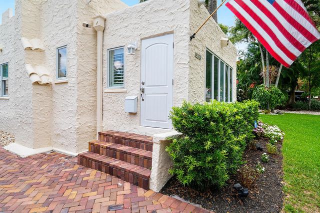 3 of 43 - 813 Avon Road, West Palm Beach, FL