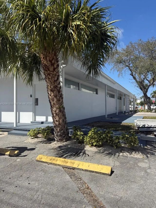 2 of 22 - 2856 E Oakland Park Boulevard, Fort Lauderdale, FL