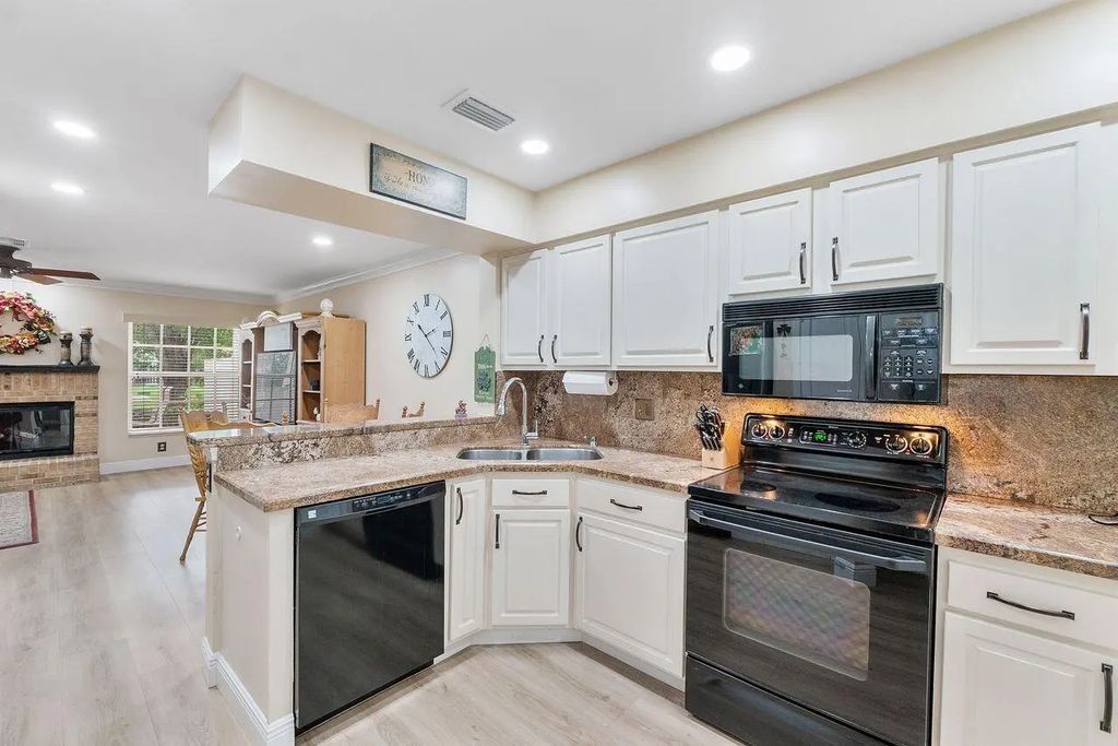 11606 Nw 19th Drive, Coral Springs