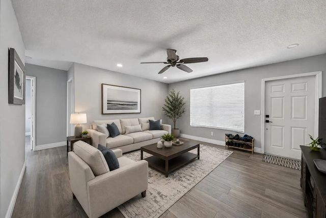 2 of 13 - 121 Ne 55th Street, Oakland Park, FL