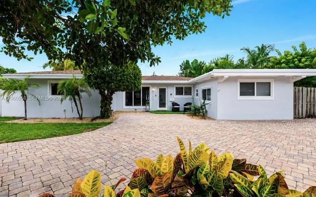 2 of 19 - 2770 Ne 30th Street, Lighthouse Point, FL