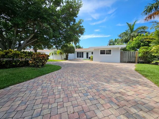 3 of 19 - 2770 Ne 30th Street, Lighthouse Point, FL