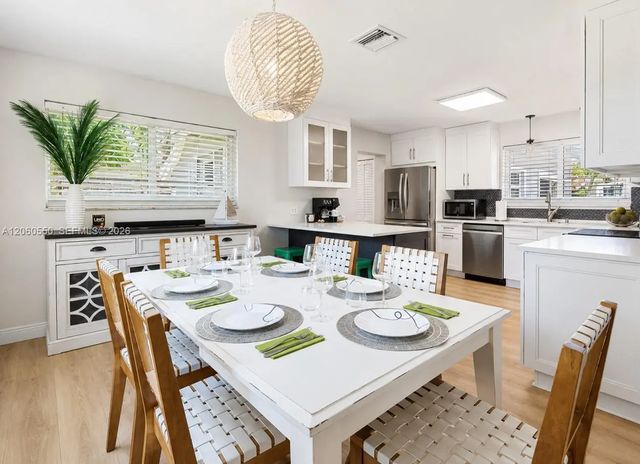 5 of 19 - 2770 Ne 30th Street, Lighthouse Point, FL