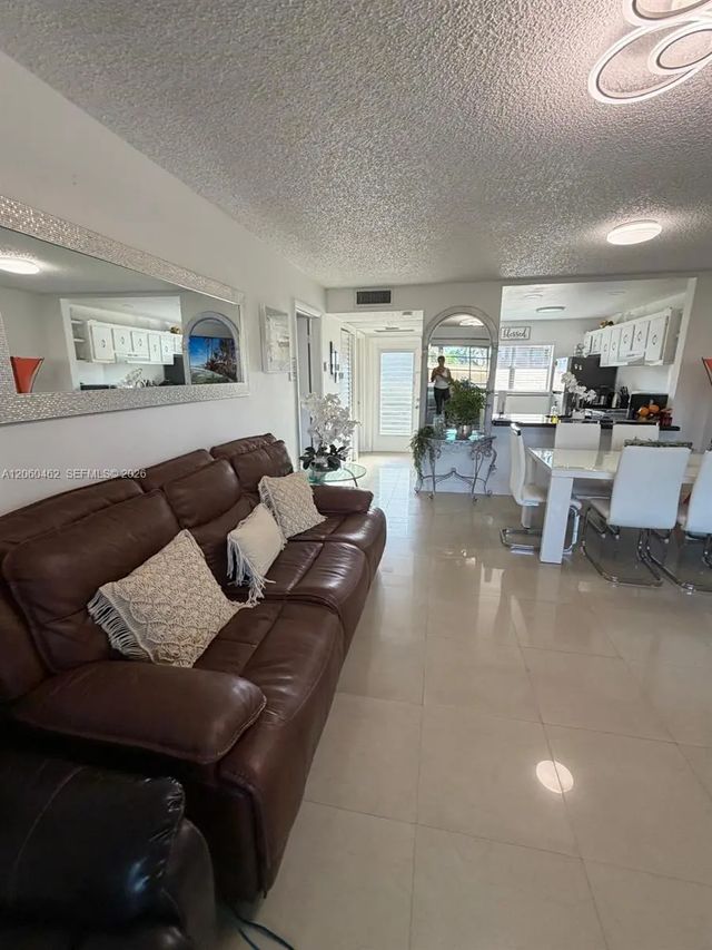 3 of 17 - 8814 W Mcnab Road #103, Tamarac, FL