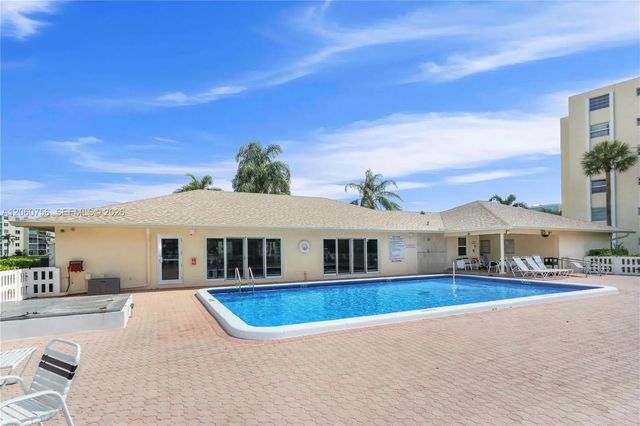 5 of 33 - 131 Se 3rd Avenue #101, Dania Beach, FL
