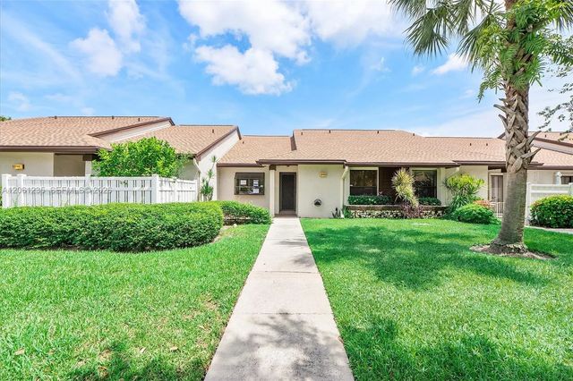 3342 Carambola Circle S, Coconut Creek