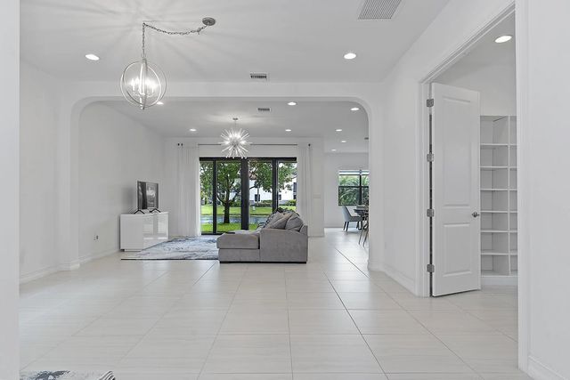 4 of 53 - 11824 Sw 13th Court, Pembroke Pines, FL