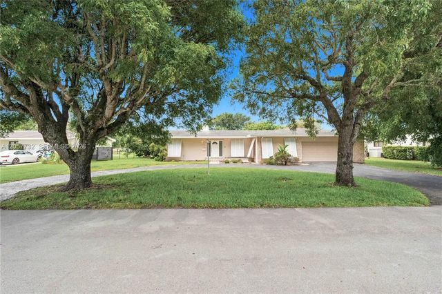 8010 Sw 139th Terrace, Palmetto Bay