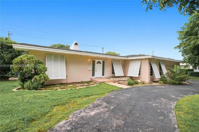 2 of 24 - 8010 Sw 139th Terrace, Palmetto Bay, FL