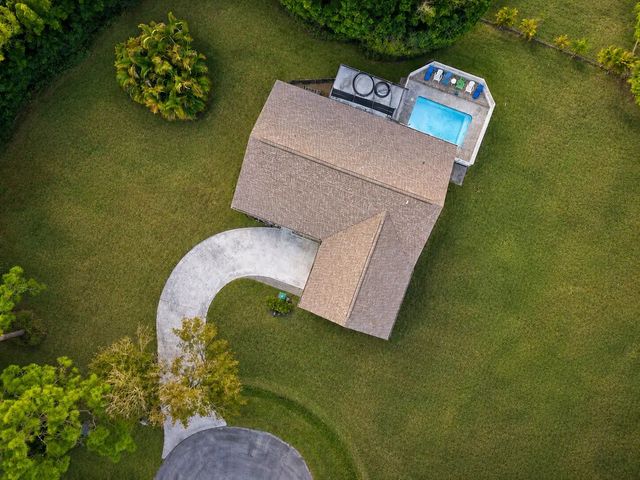 3 of 37 - 8690 Shadylake Lane, Fort Pierce, FL