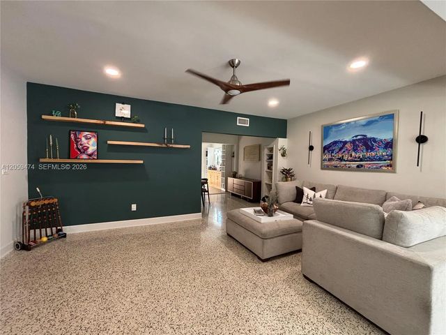 5 of 26 - 510 Raven Avenue, Miami Springs, FL