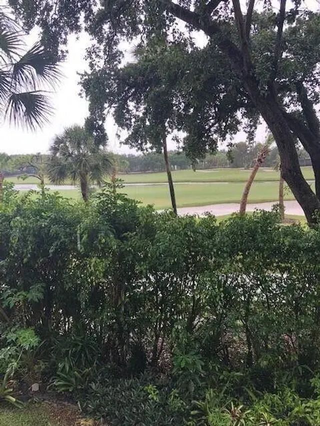 4 of 10 - 2811 Village Boulevard #202, West Palm Beach, FL
