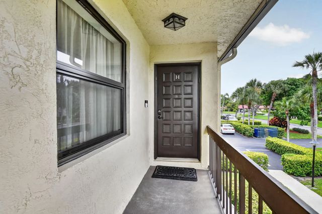 4 of 54 - 8545 Casa Del Lago  #38 H, Boca Raton, FL
