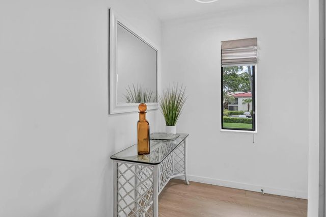5 of 54 - 8545 Casa Del Lago  #38 H, Boca Raton, FL