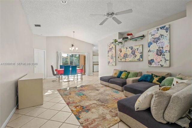 2 of 28 - 112 Caribe Court, Greenacres, FL