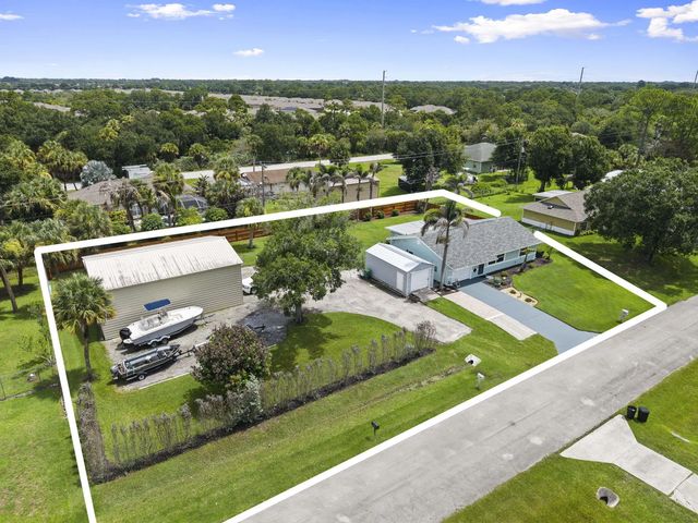 8302 Penny Lane, Fort Pierce