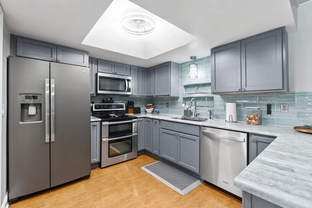 5 of 44 - 8302 Penny Lane, Fort Pierce, FL
