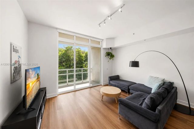 5 of 42 - 15051 Royal Oaks Lane #102, North Miami, FL
