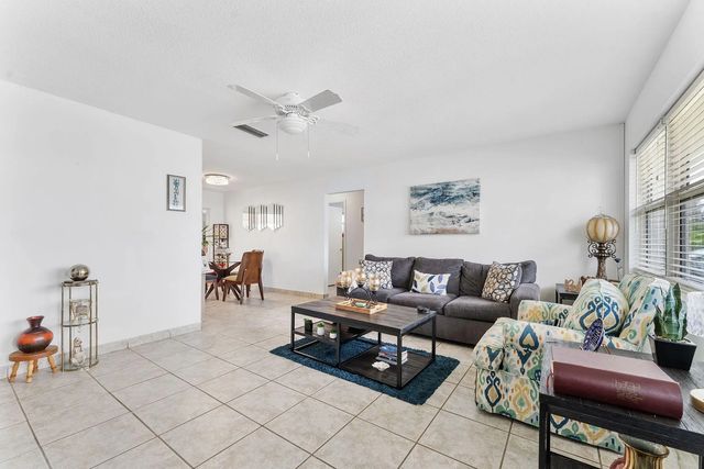 3 of 27 - 1450 Nw 69th Avenue, Margate, FL