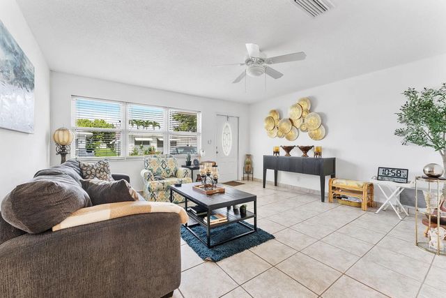 5 of 27 - 1450 Nw 69th Avenue, Margate, FL