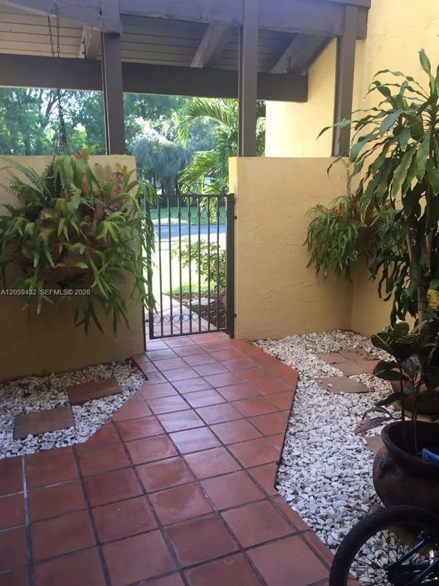 4 of 20 - 3917 Adra Avenue #e-46a, Doral, FL