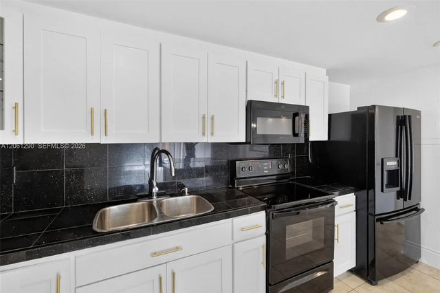 3 of 10 - 4544 Nw 79th Avenue #1h, Doral, FL