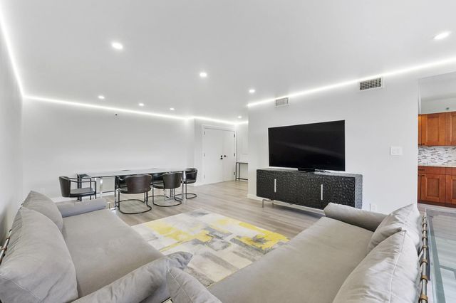 23200 Camino Del Mar #302, Boca Raton