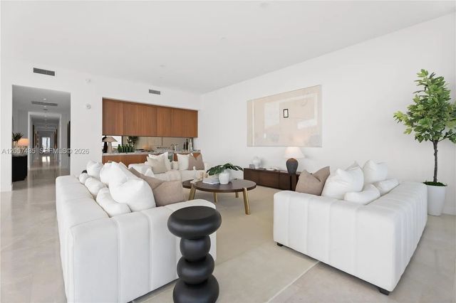 4 of 45 - 175 Se 25th Street #ph4302, Miami, FL
